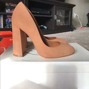 BRAND NEW Steve Madden Spektur pumps