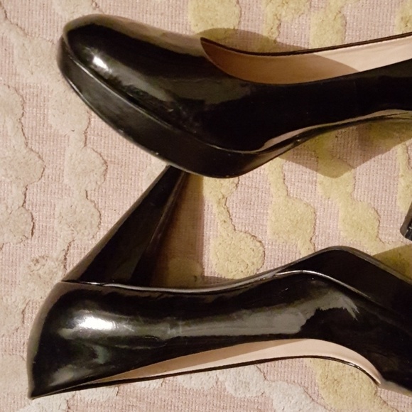 Antonio Melani Platform Pump - Picture 4 of 8