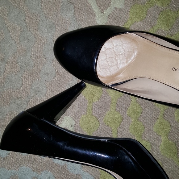 Antonio Melani Platform Pump - Picture 5 of 8