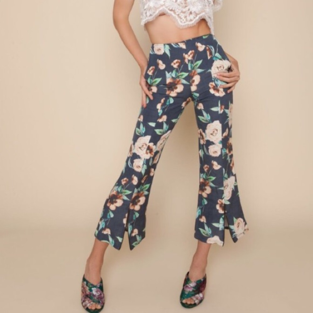 Stone Cold Fox Otway Bells in Navy Cosmo Size 1