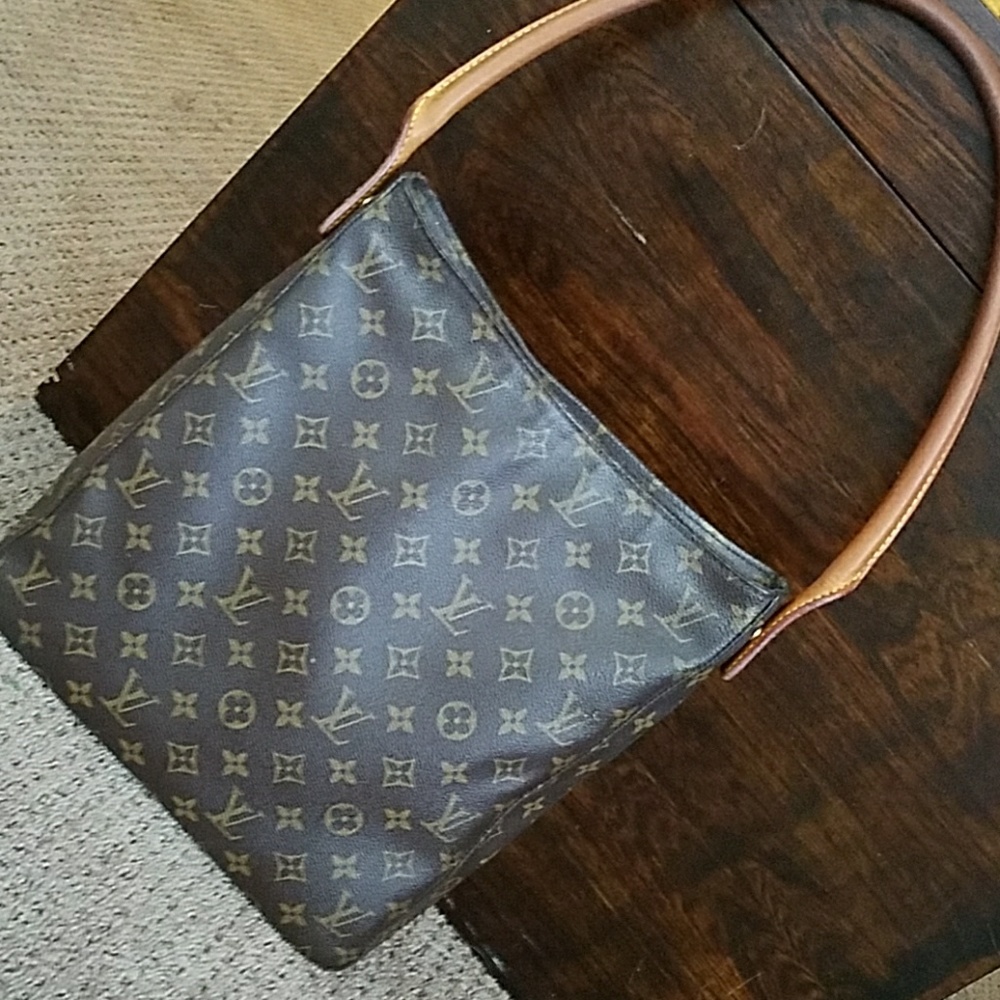 Louis Vuitton Looping GM Bag