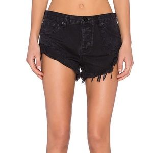One Teaspoon Bandit Black Shorts 27