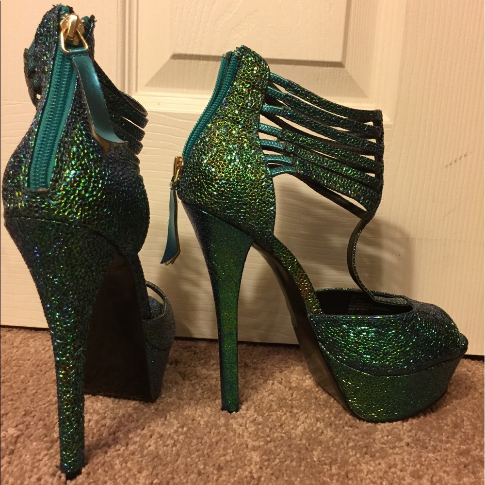 Green/blue Steve Madden heels