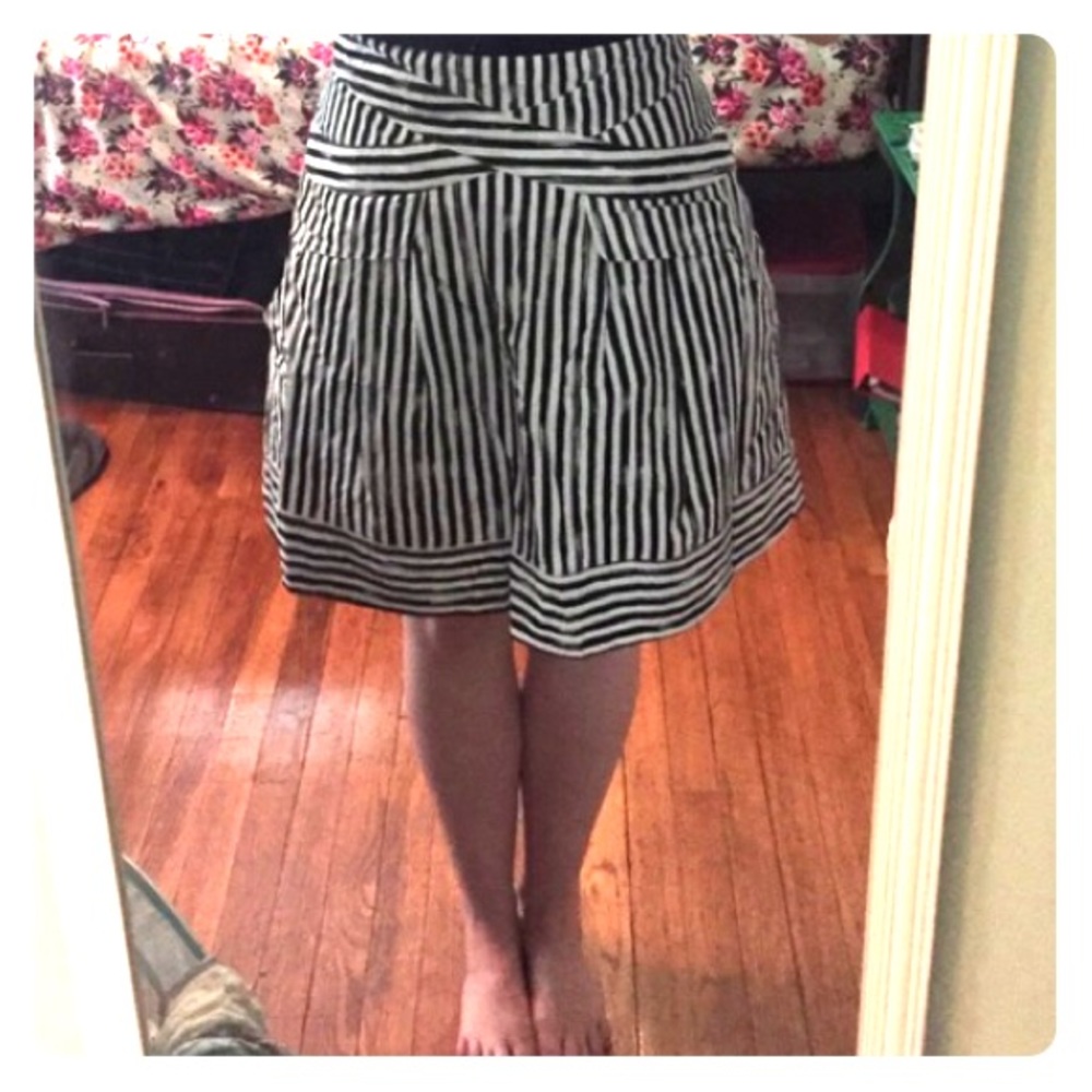 Nanette Lepore A-line Skirt with pockets.