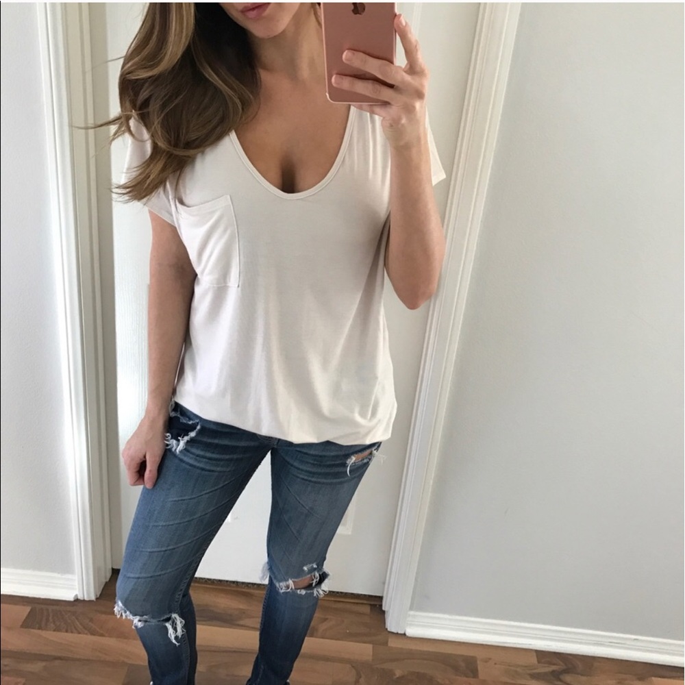 SOLD❌ REPOSH• Staple Bamboo Pocket Top