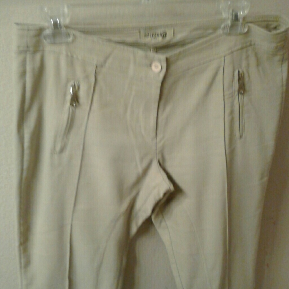 Pants - Picture 2 of 3