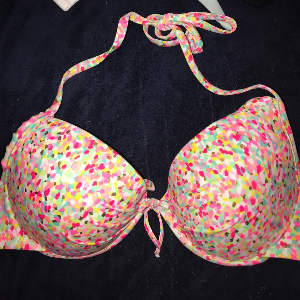 VS bikini size M