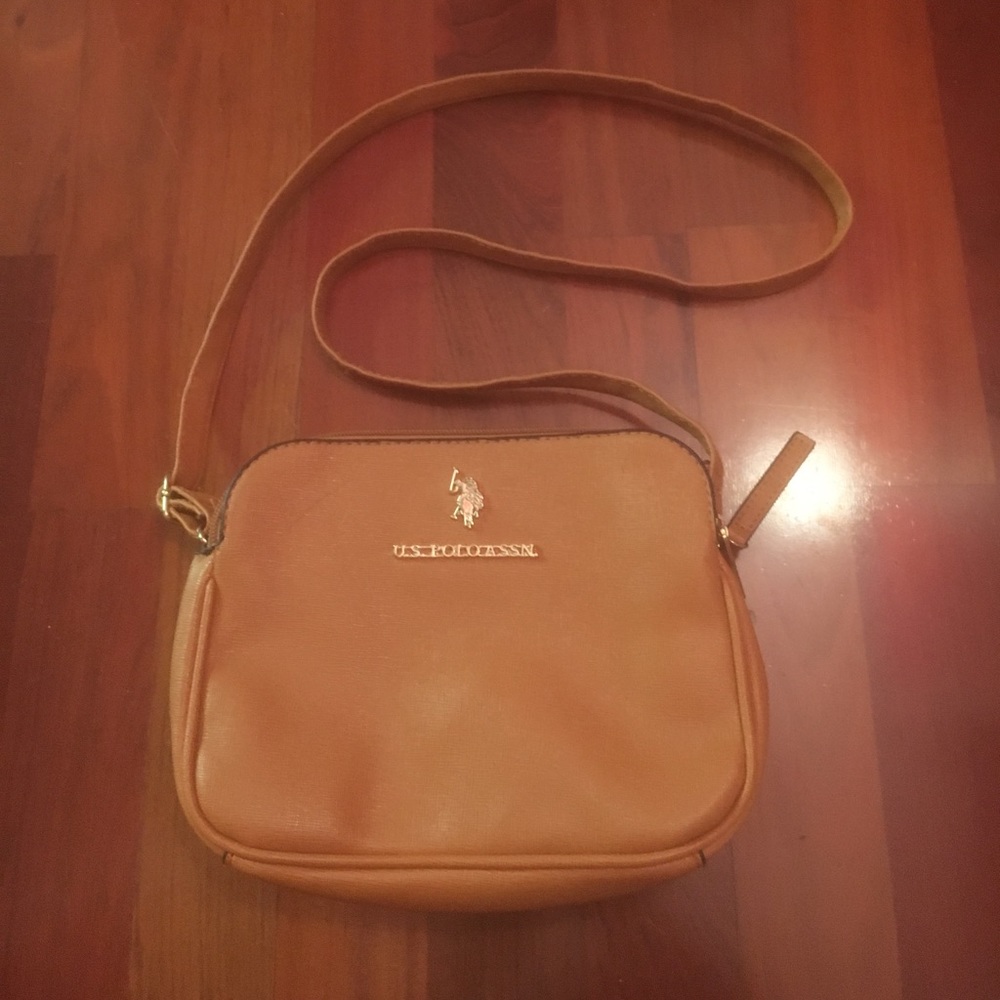 Light brown purse