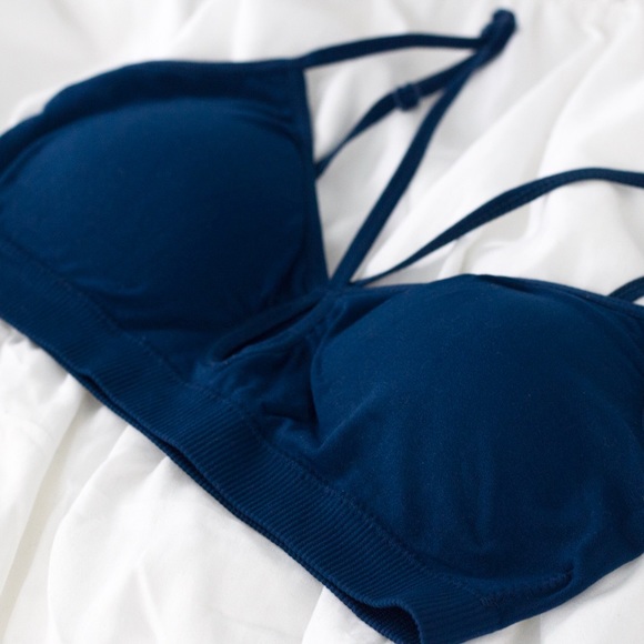 Lenox Bralette - Picture 3 of 4