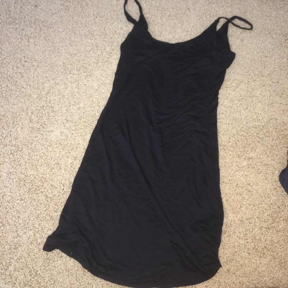 NWOT TOBI "CHLOE ROUNDBACK HEM" bodycon