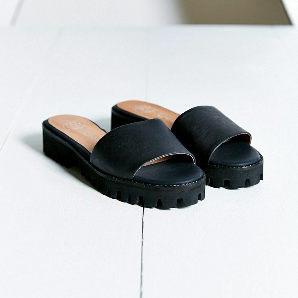 New Jefftey Campbell leather slide sandals
