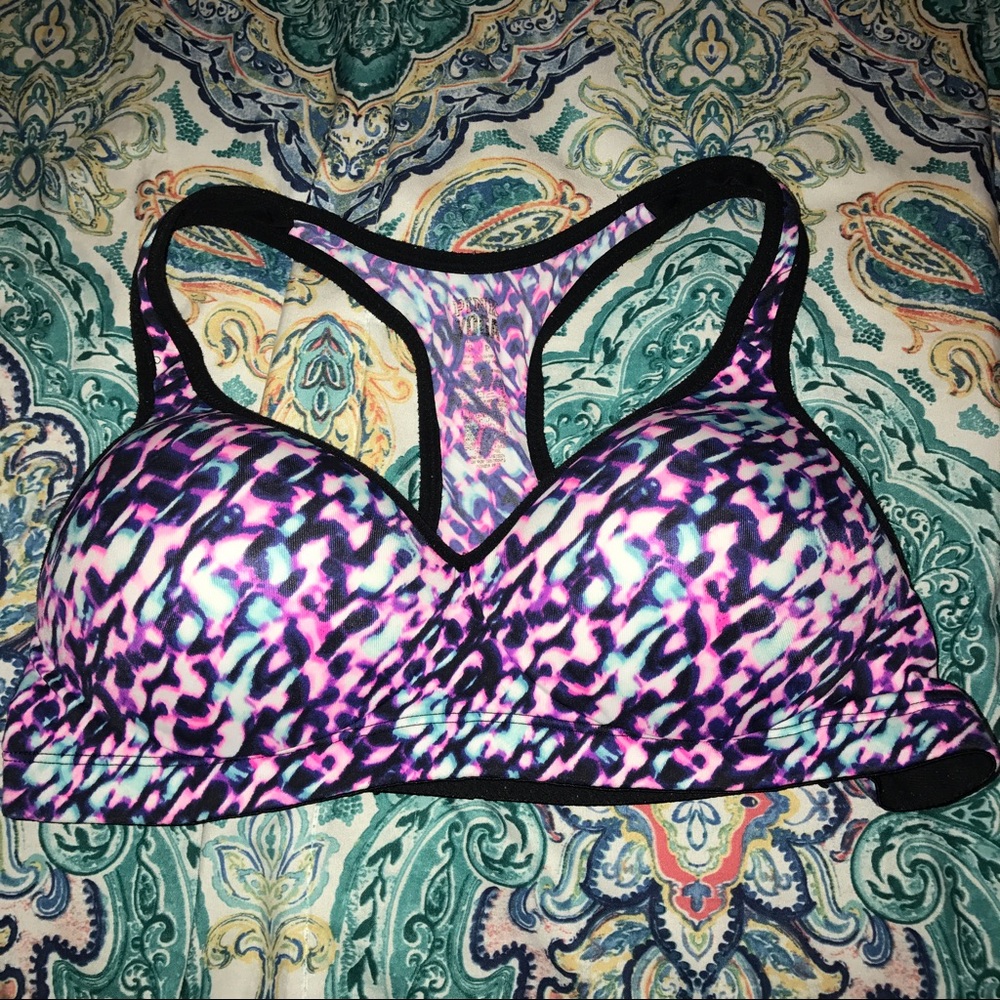 PINK Victoria's Secret sports bra
