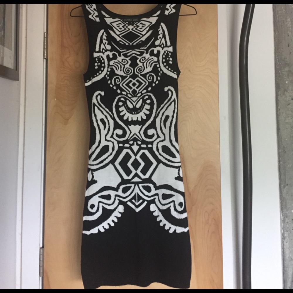 Black and white patterned body con dress