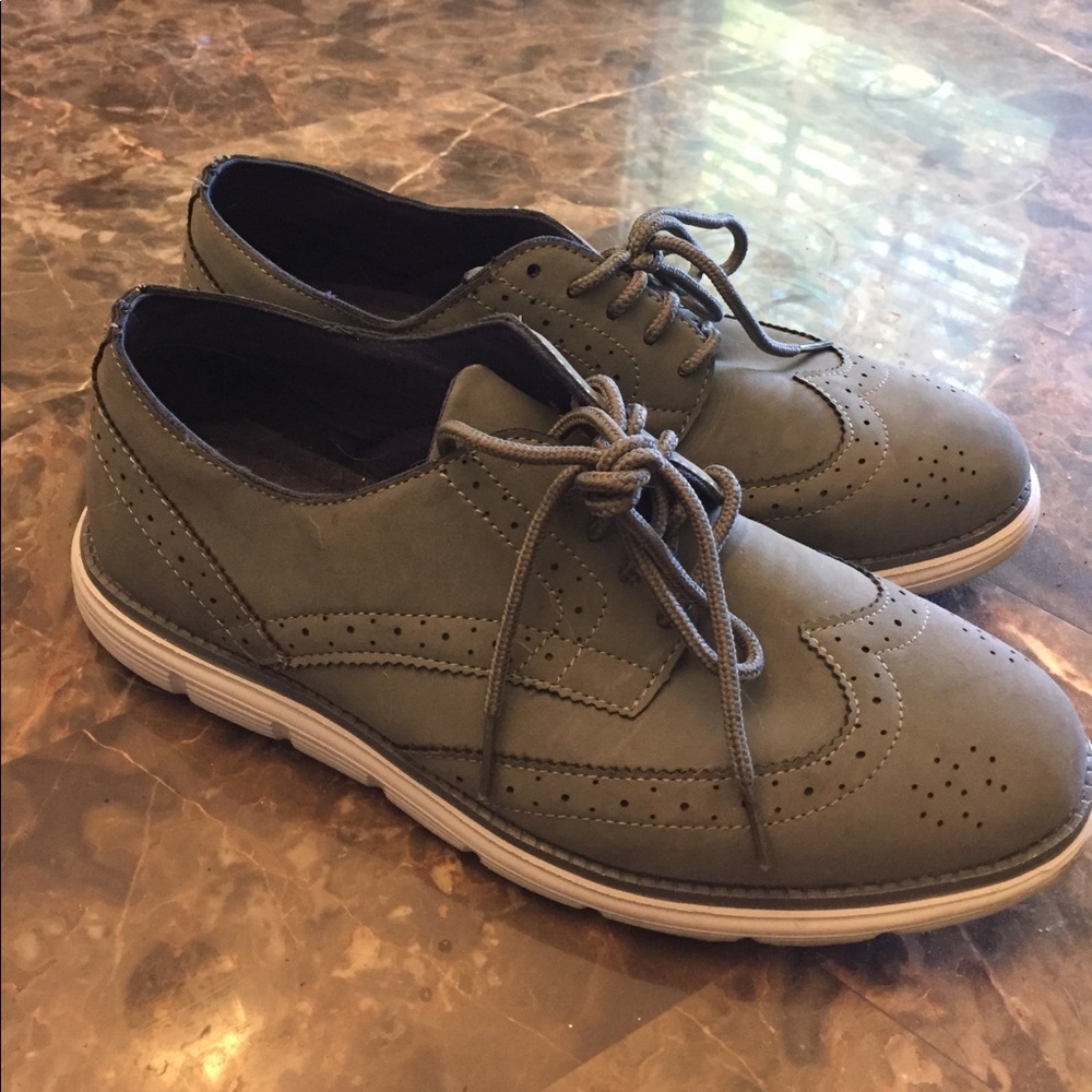 Men's dress shoes- grey, memory foam insole