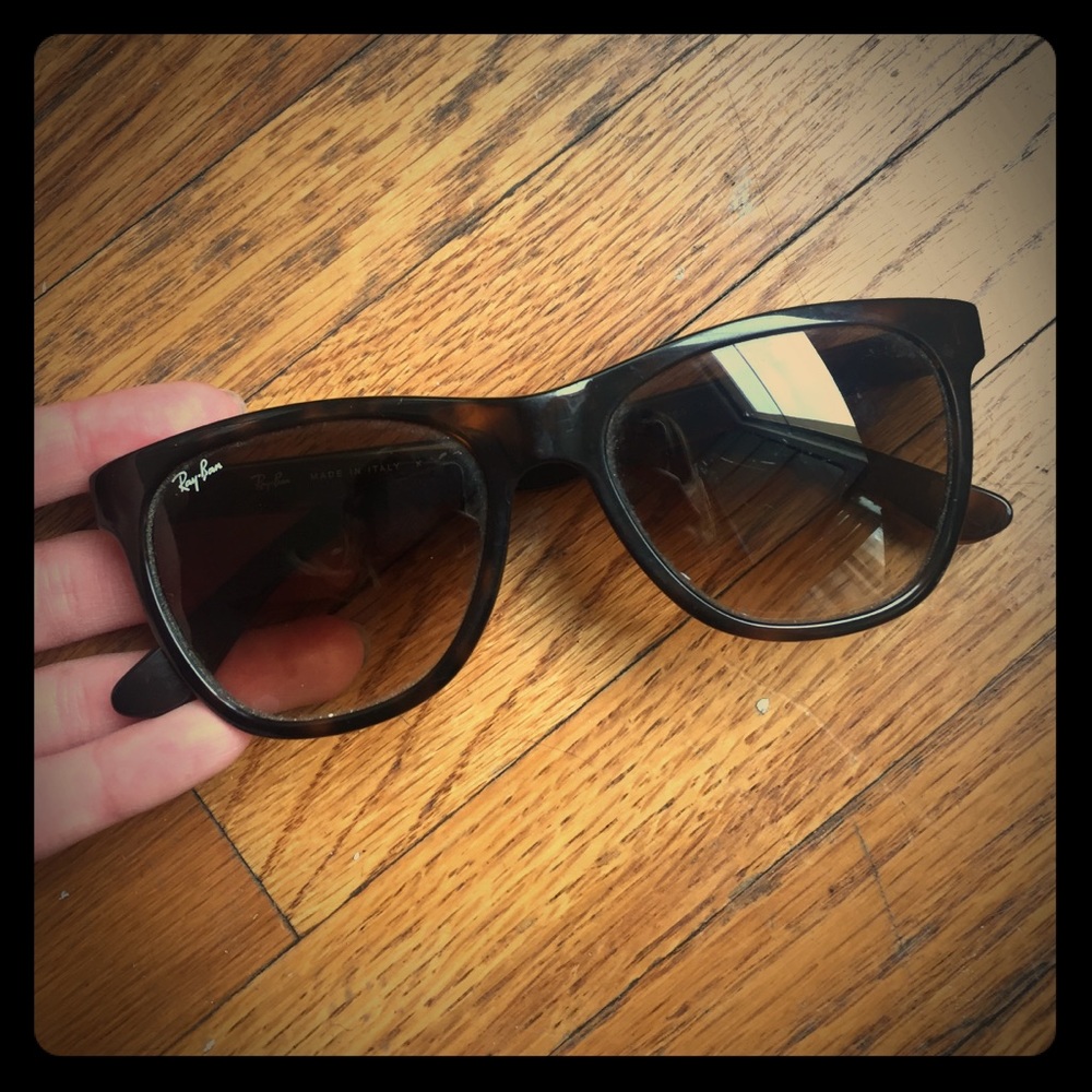 Brown Ray Bans