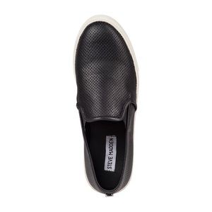 Steve Madden Slip ons