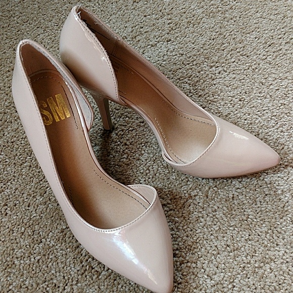 Heels - Picture 3 of 3