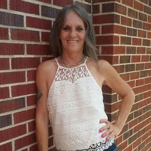 Meet your Posher, Regina