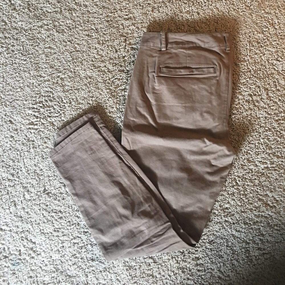 Gap khaki pants