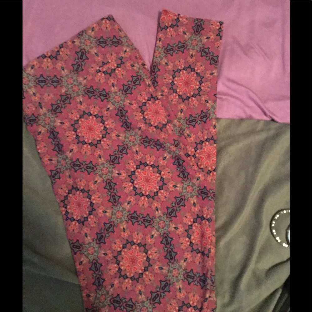 NWT TC LuLaRoe Leggings