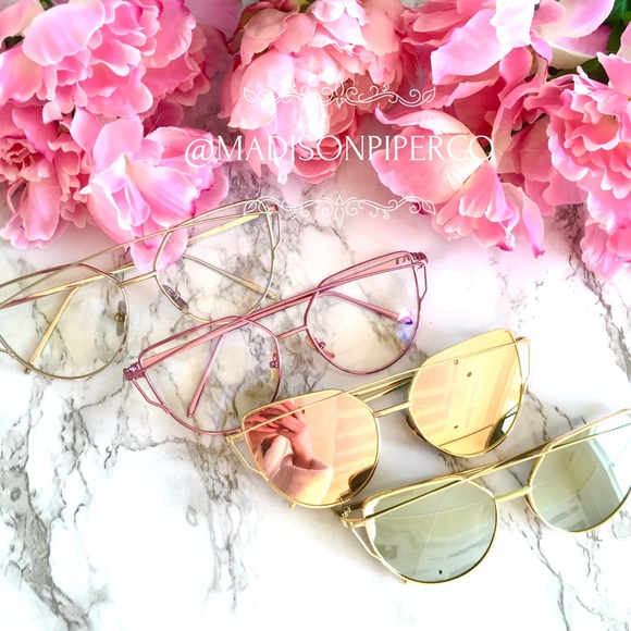 ❗️Flash Sale! Rose Frame Clear Cat Eye Sunglasses - Picture 6 of 6