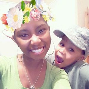 Meet your Posher, Felicity