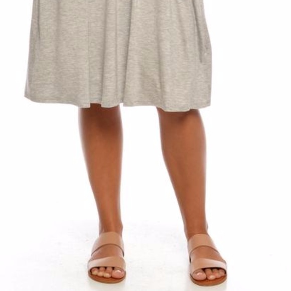 SALE! NIB!-Slip on Sandal in Nude - Picture 4 of 4