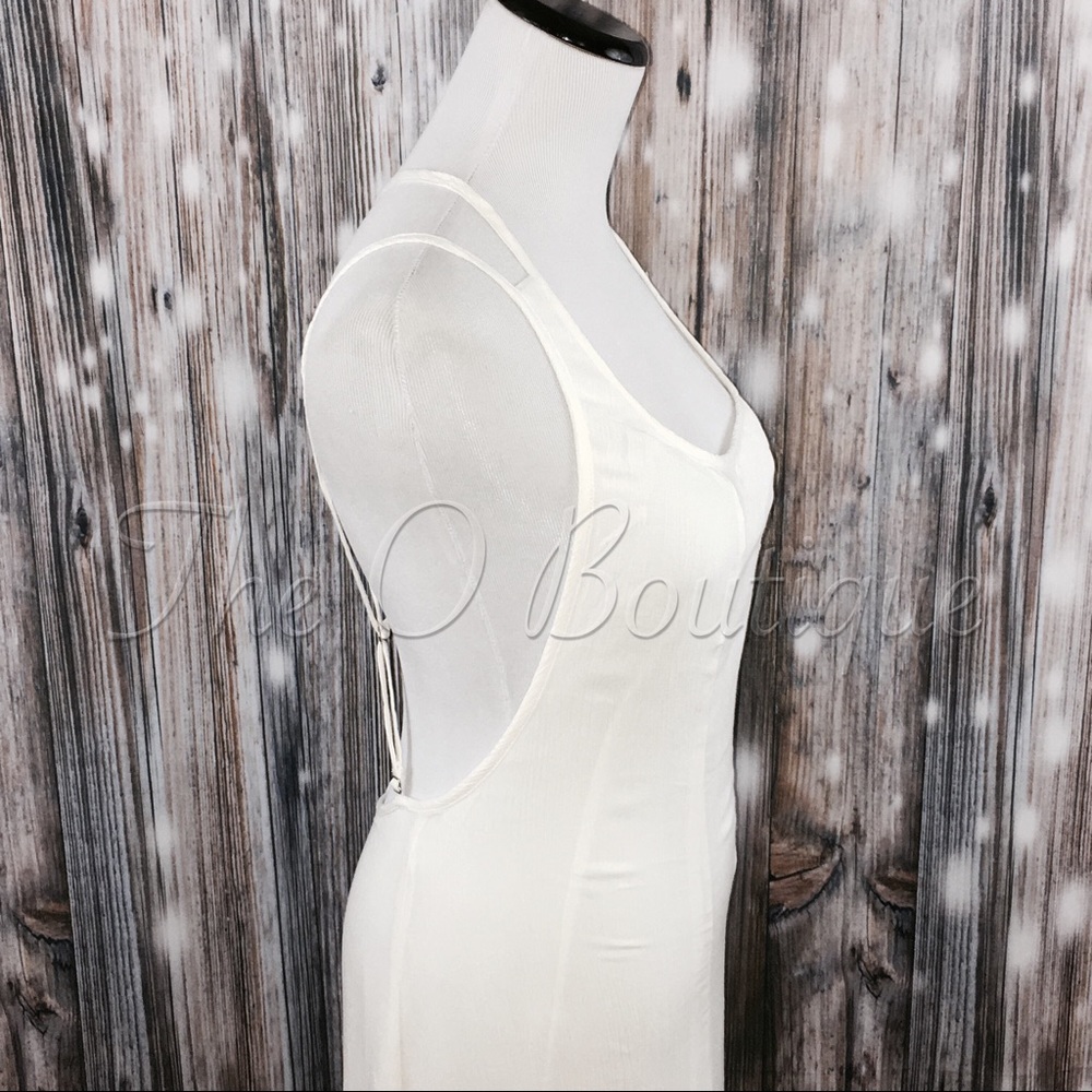 🎉CLEARANCE🎉 Ivory Spaghetti Strap Backless Maxi - Picture 6 of 8