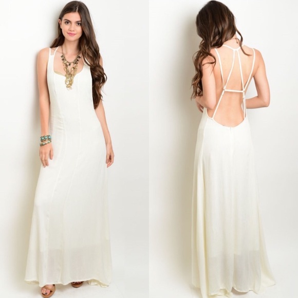 ๐CLEARANCE๐ Ivory Spaghetti Strap Backless Maxi - Picture 4 of 8