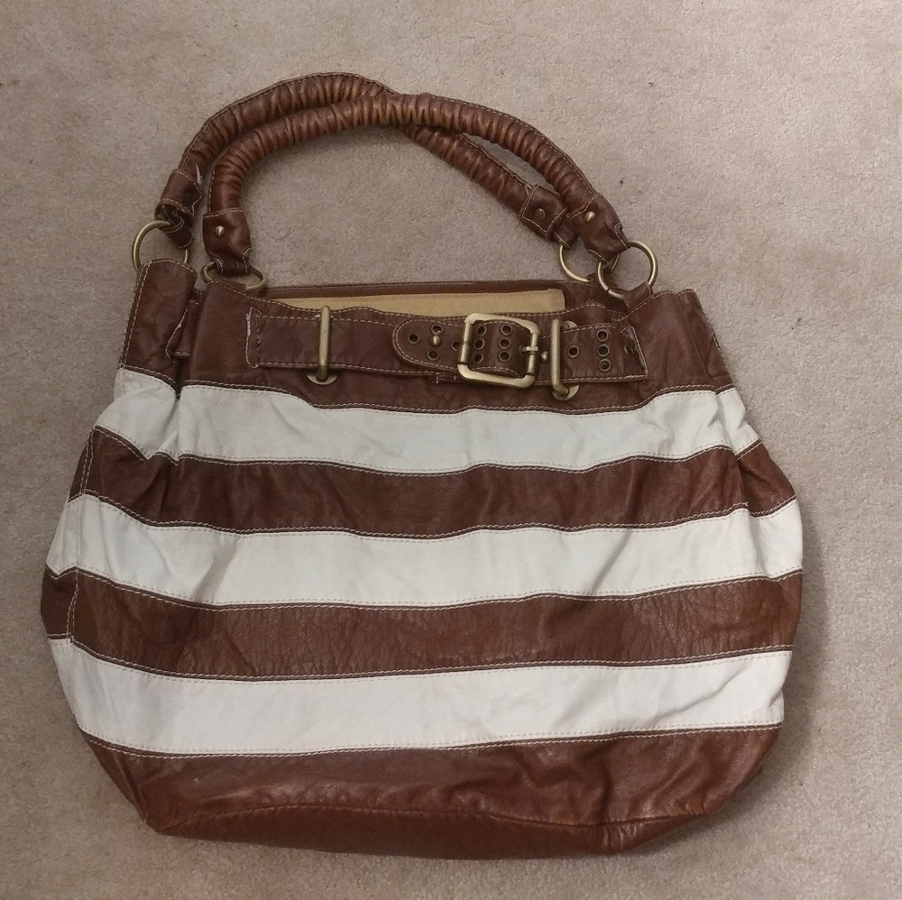 Leather striped purse