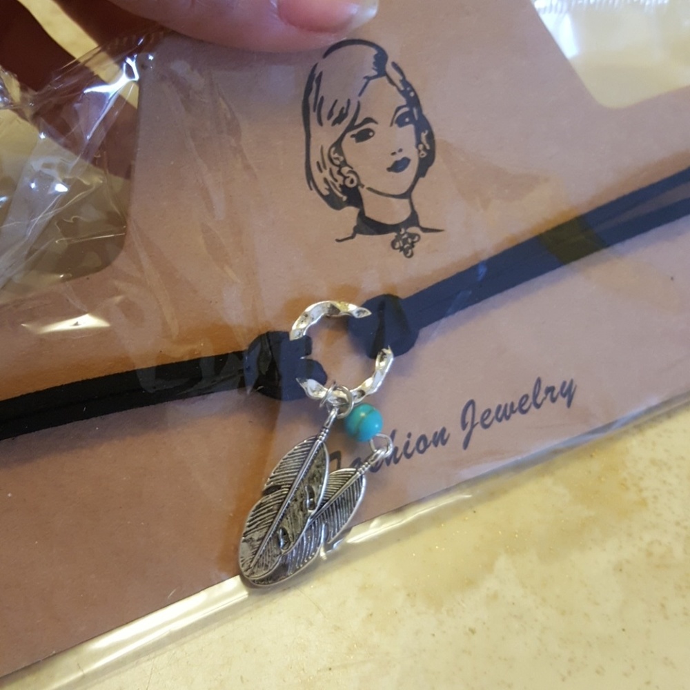 Necklaces - Picture 2 of 4