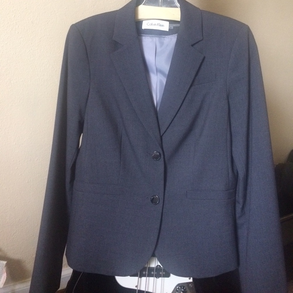 NWOT Calvin Klein blazer size 6
