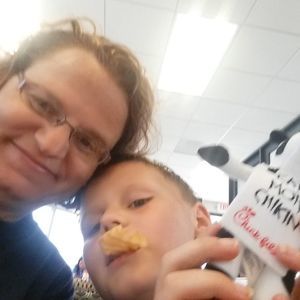 Meet your Posher, Misti