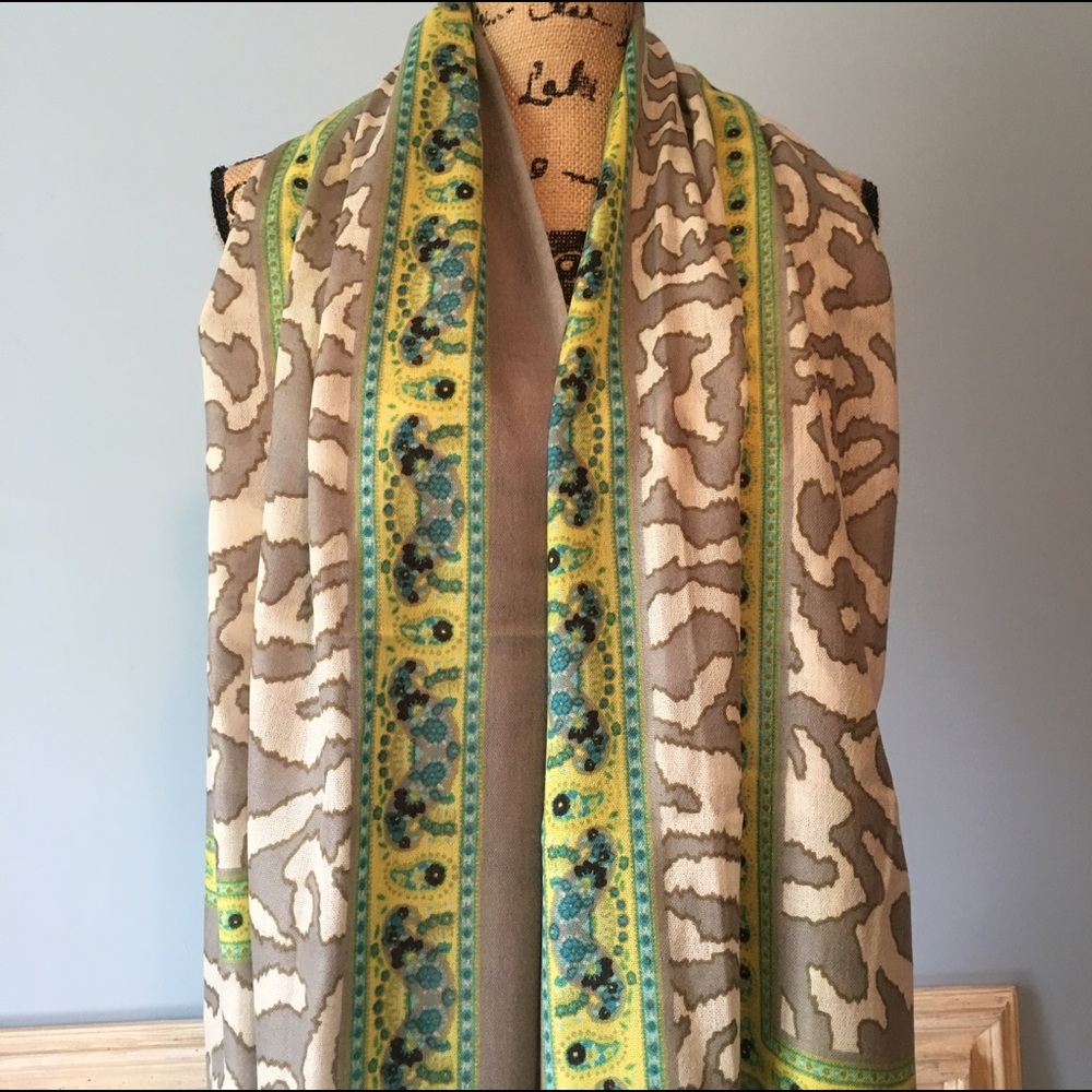 💯Cashmere Scarf - Picture 2 of 3