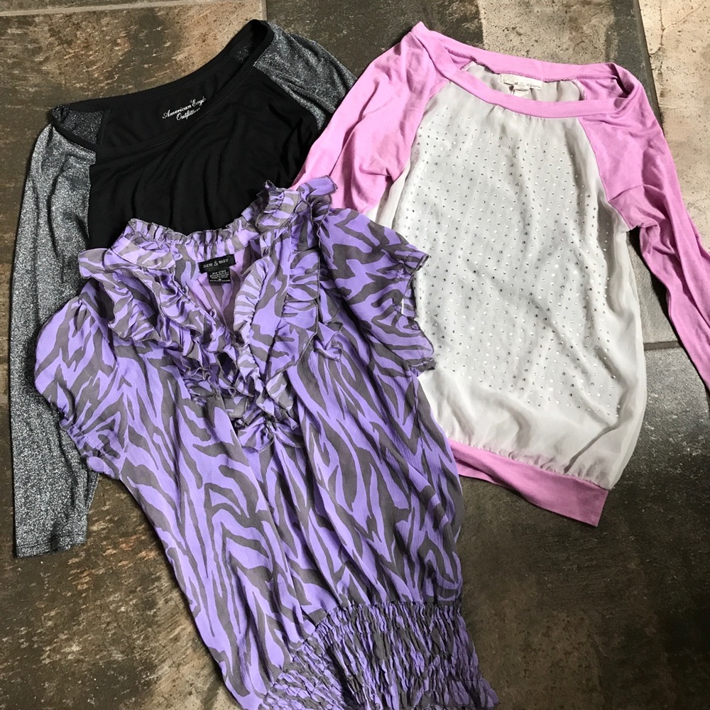 Bundle of 3 shirts