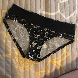 Brand new VS "Lucky" Panties! 🖤