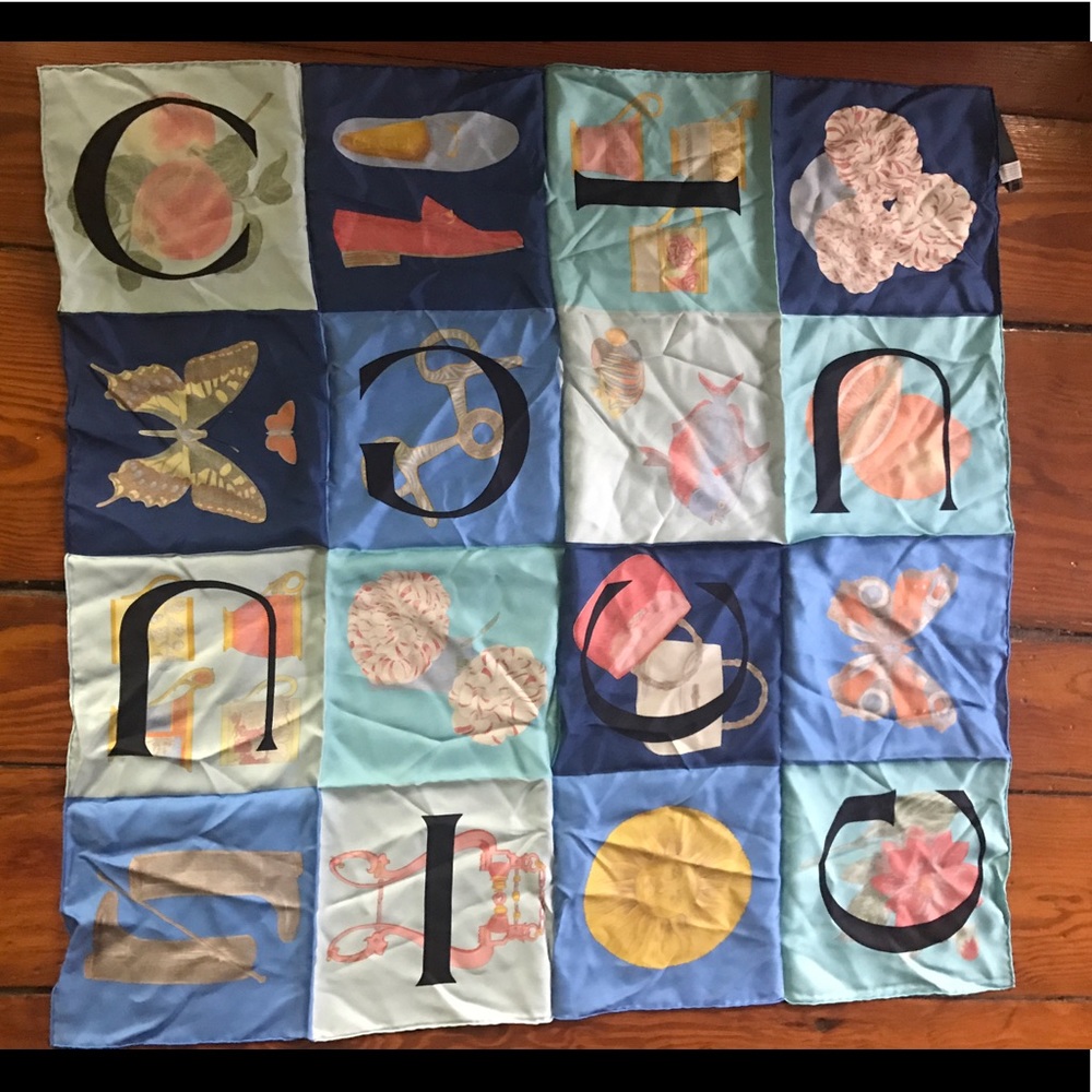 blue Gucci silk scarf - Picture 2 of 3