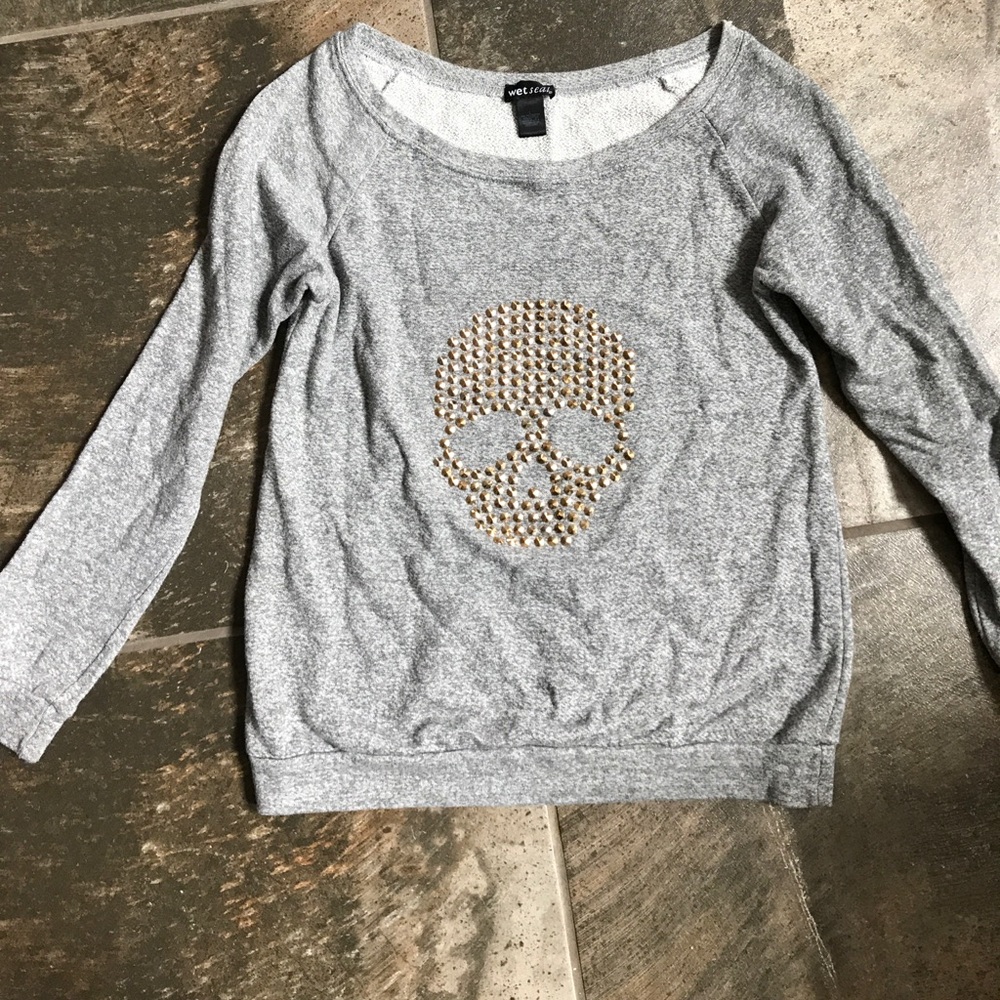 Wet seal skull sweatshirt