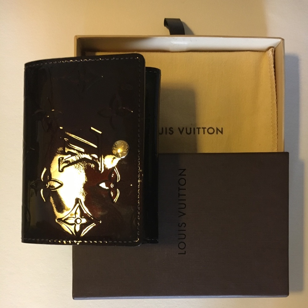 Auth NIB Louis Vuitton Vernis business card holder