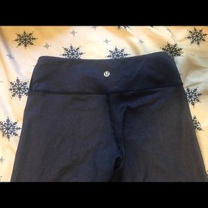 Dark blue Lulu lemon leggings