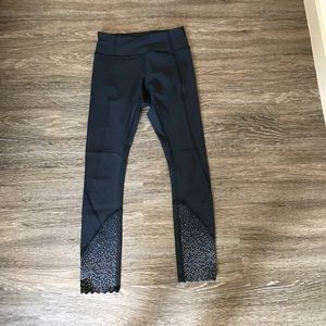 Lulu lemon tight stuff tights size 4