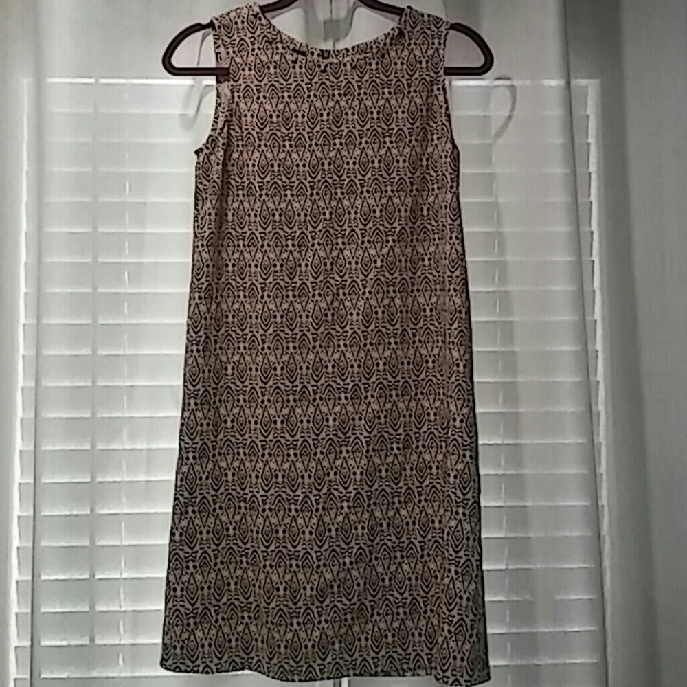 Cute brand new tribal print dress