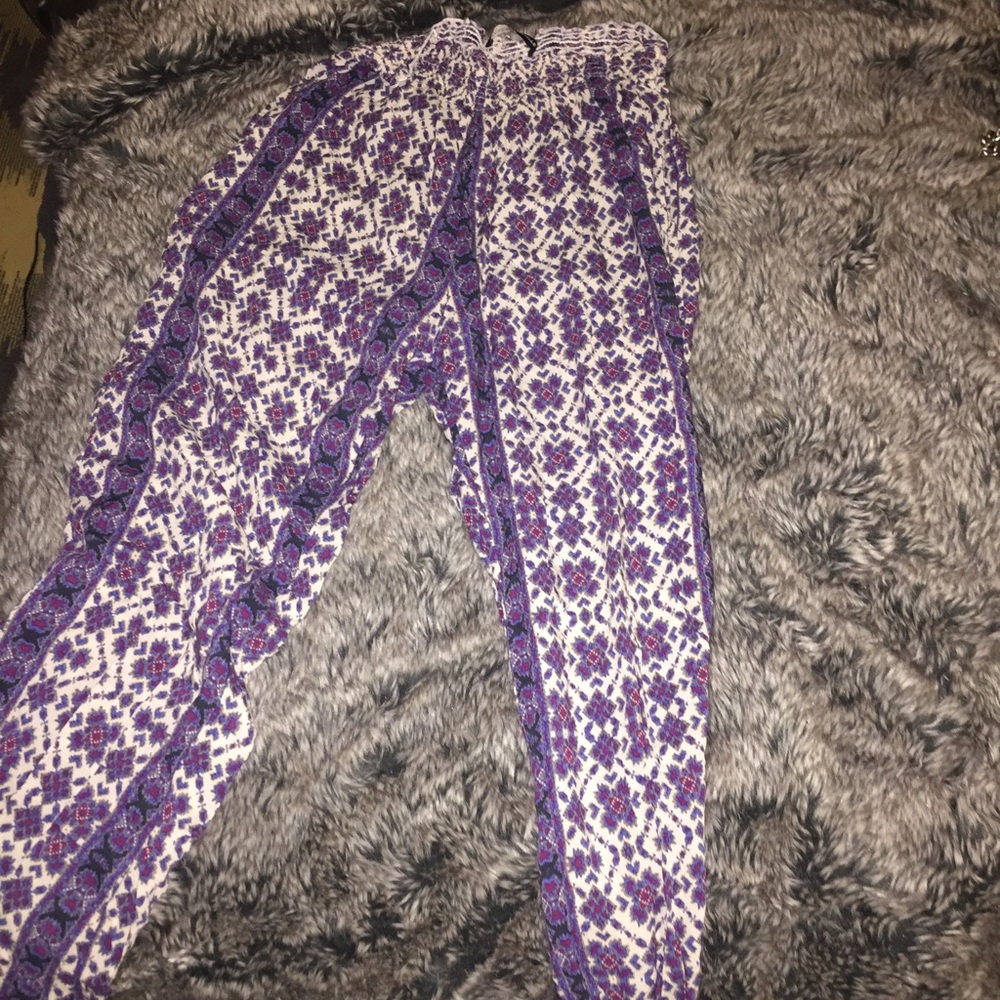 Brandy Melville Flowy pants