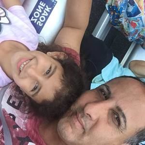 Meet your Posher, Henri