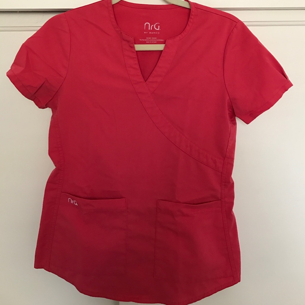 NrG by Barco scrub top with pockets