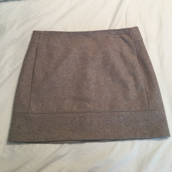 J. Crew Dresses & Skirts - J. Crew skirt with pockets!