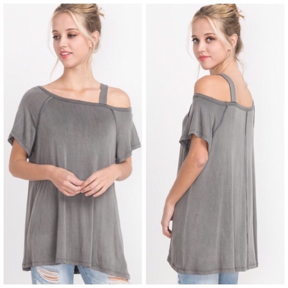 Boutique Tops - ❗️CLEARANCE❗️Charcoal Mineral Washed Tunic S M L