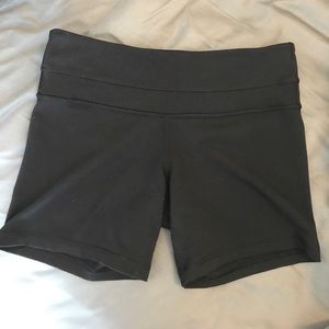 Lululemon black spandex shorts