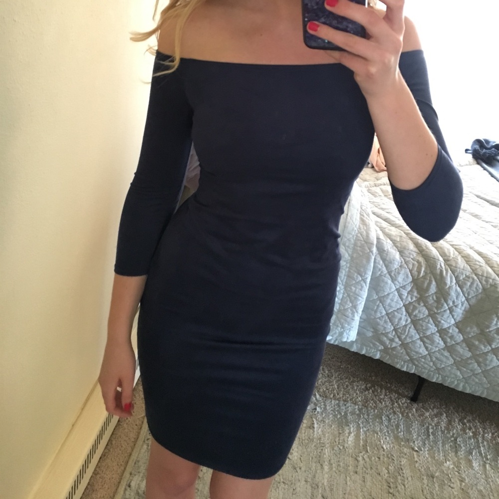 Velvet off-the-shoulder Dress