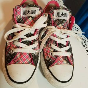 Converse Pink and Black plaid
